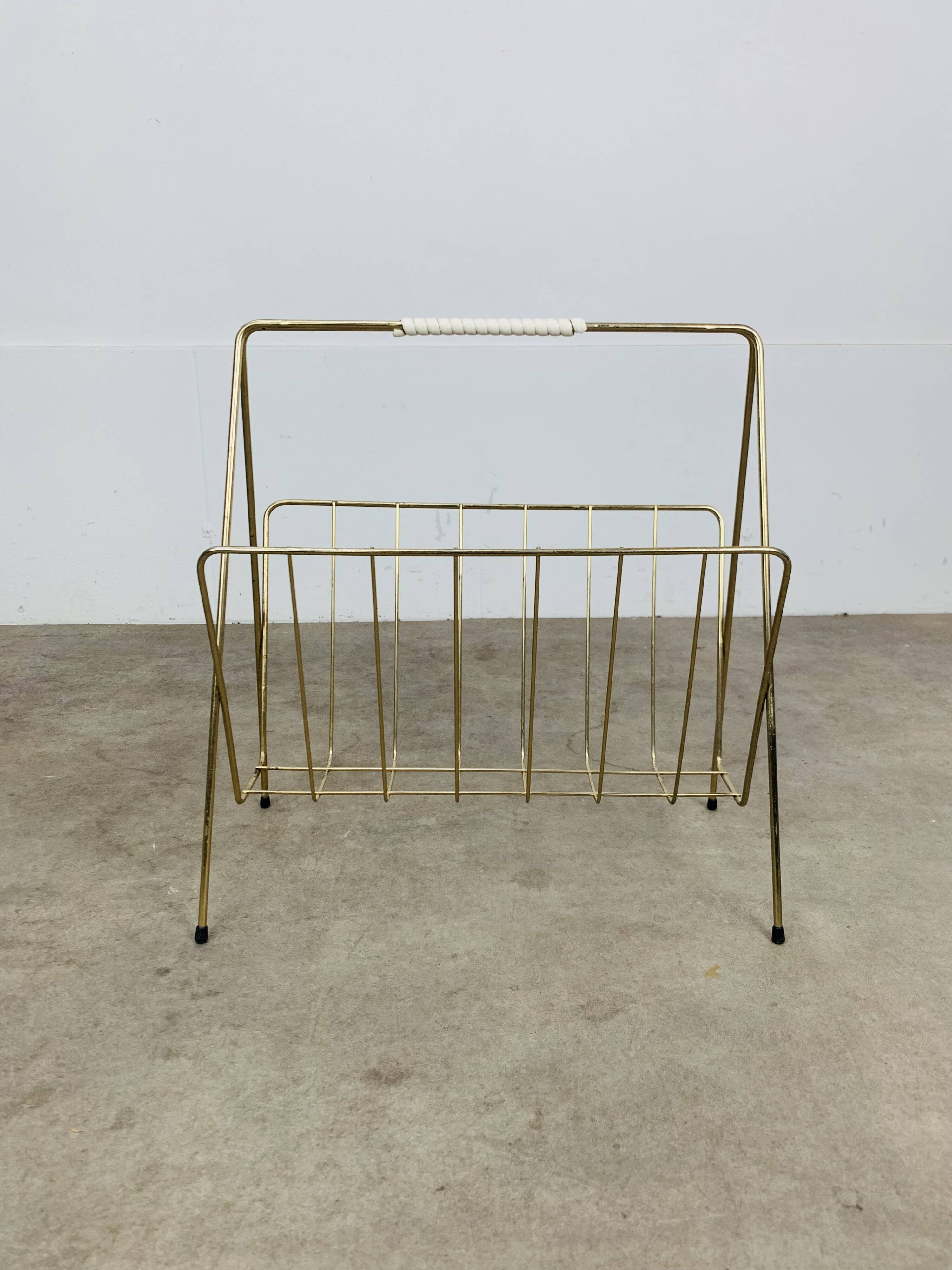 Porte-revue métal doré années 60