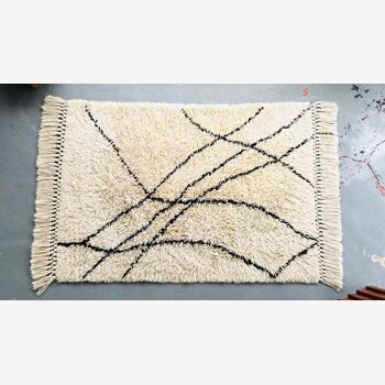 Contemporary Berber Rug – 165cm x 282cm