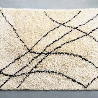 Tapis Contemporain Berbère – 165cm x 282cm