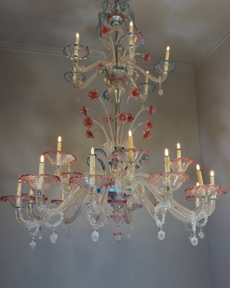 Grand Venetian chandelier in multicoloured Murano glass, circa 1920.
