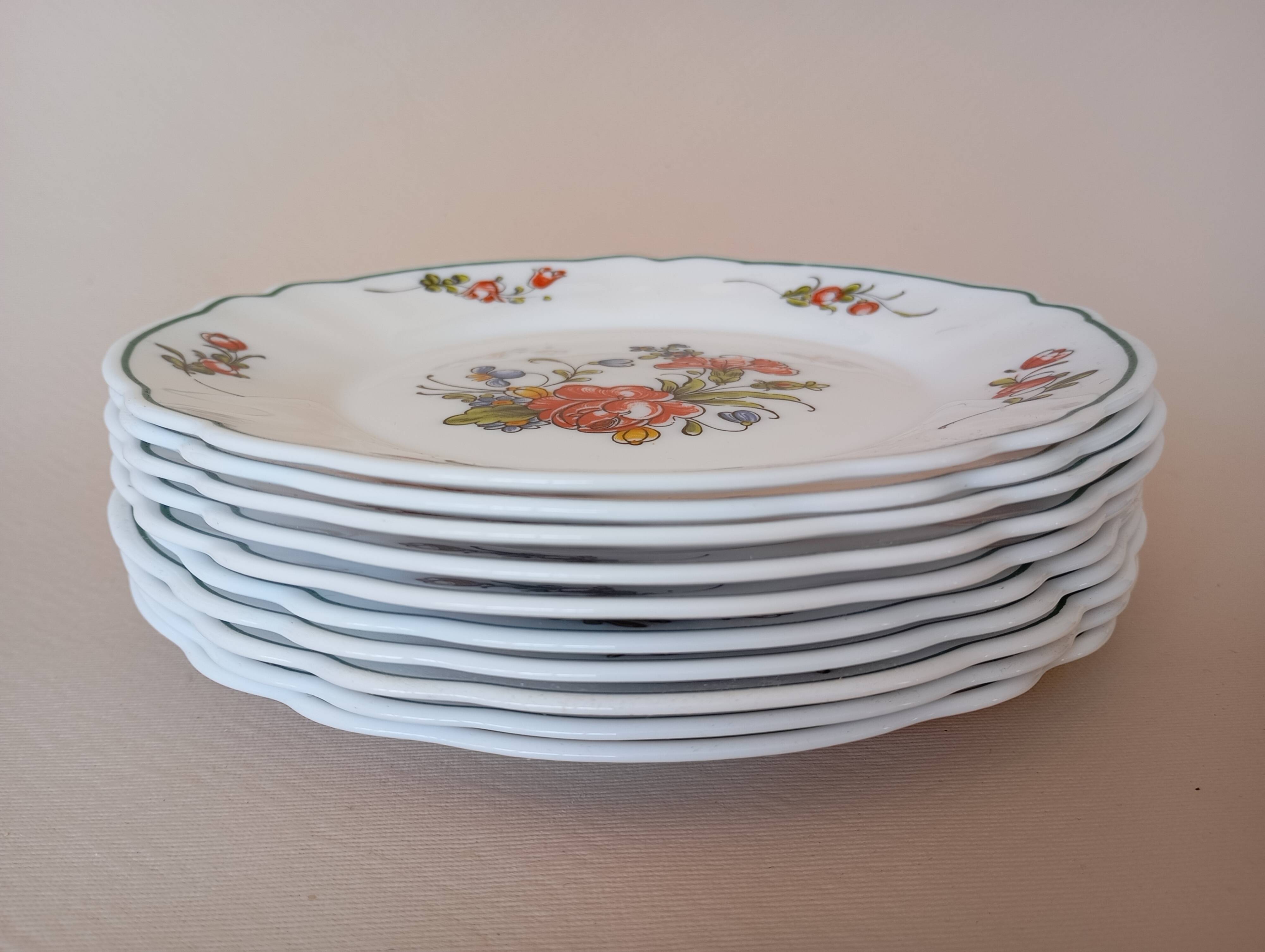 10 assiettes à dessert Arcopal "Ronsard"