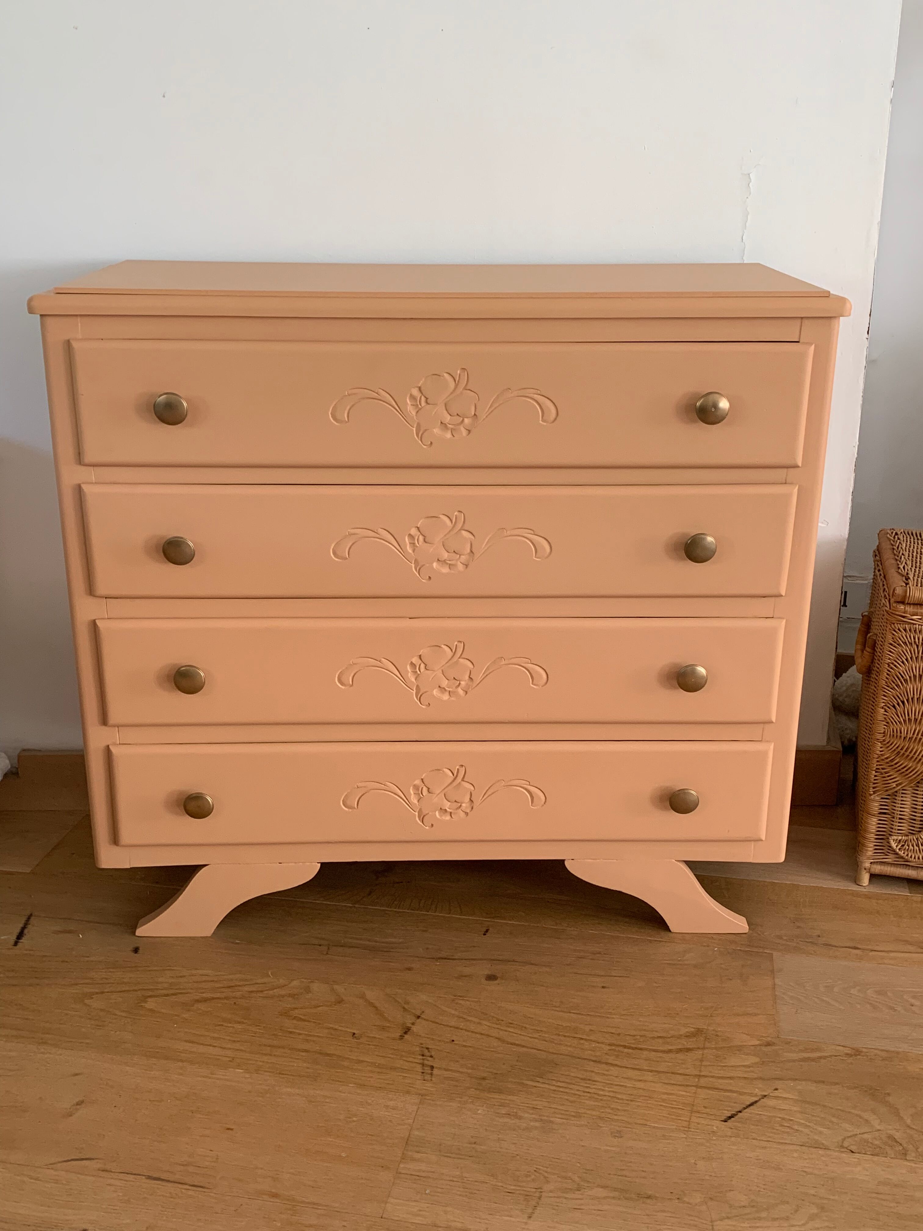 Commode vintage rose blush