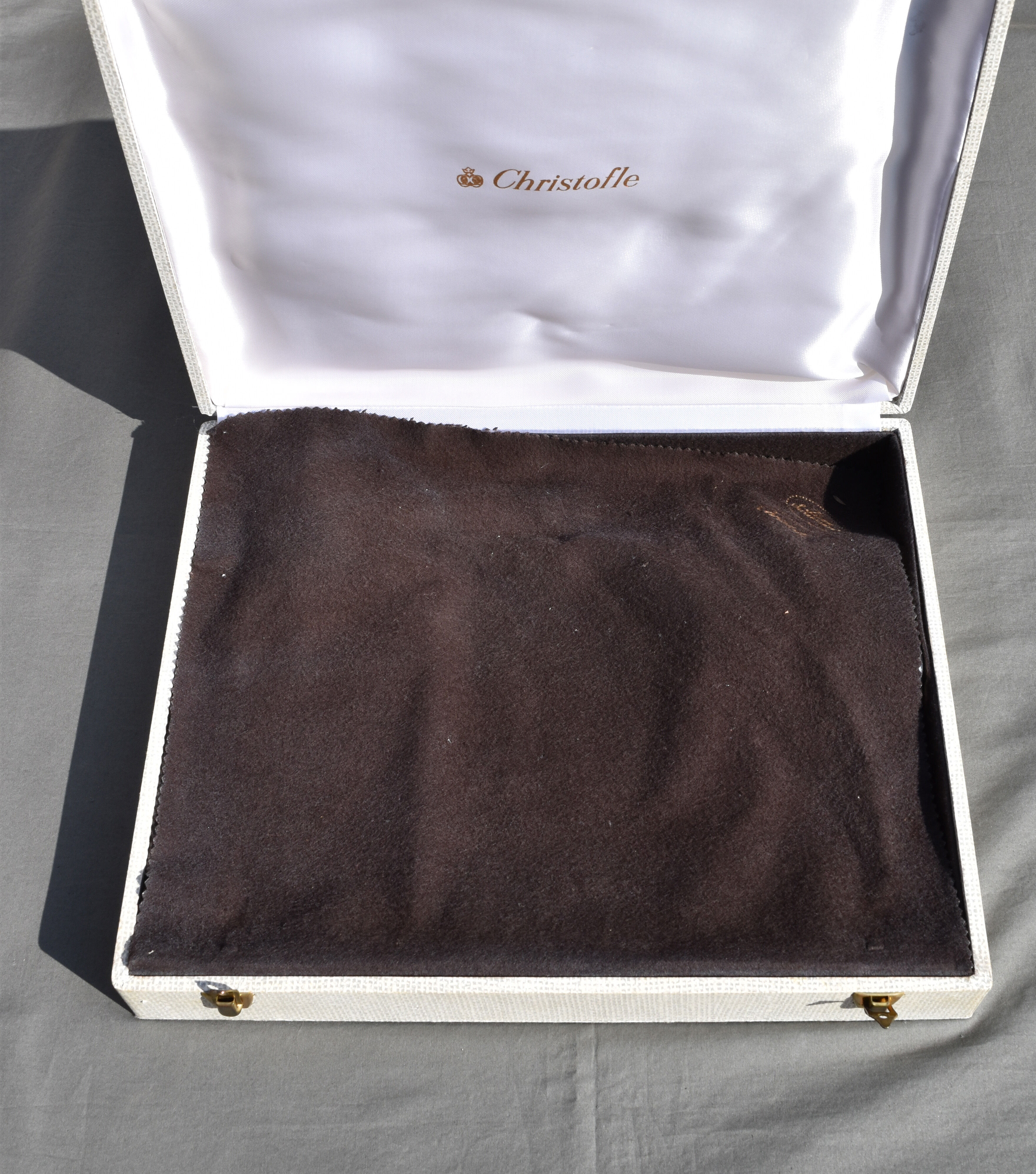 Christofle ménagère 37 pces in silver metal model versailles