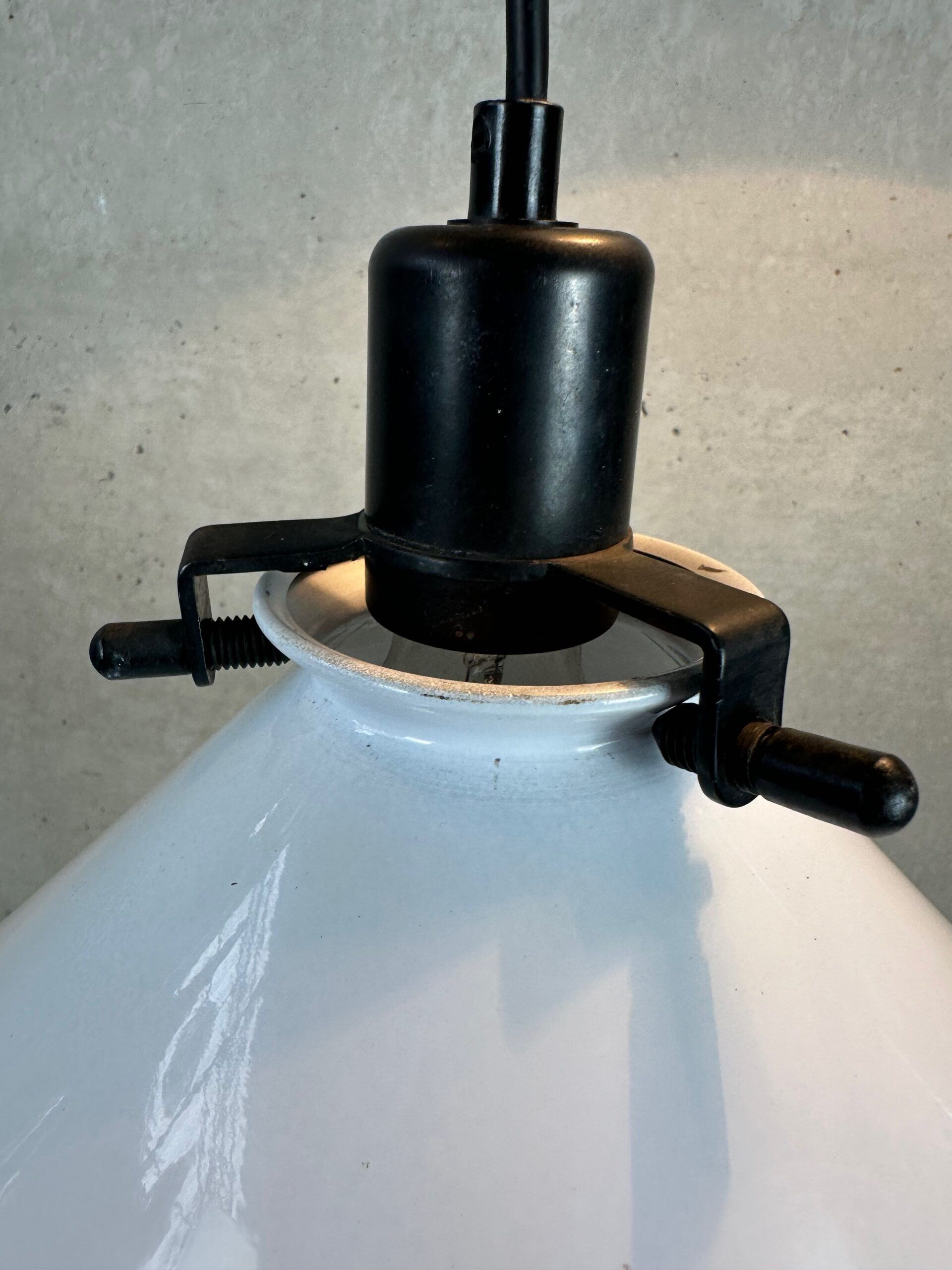 2x vintage white metal pendant lamps – 1980s