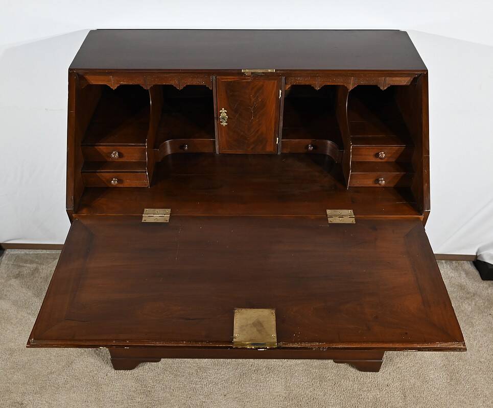 Scribanne chest of drawers in solid mahogany, Georgian period, England – 18th century