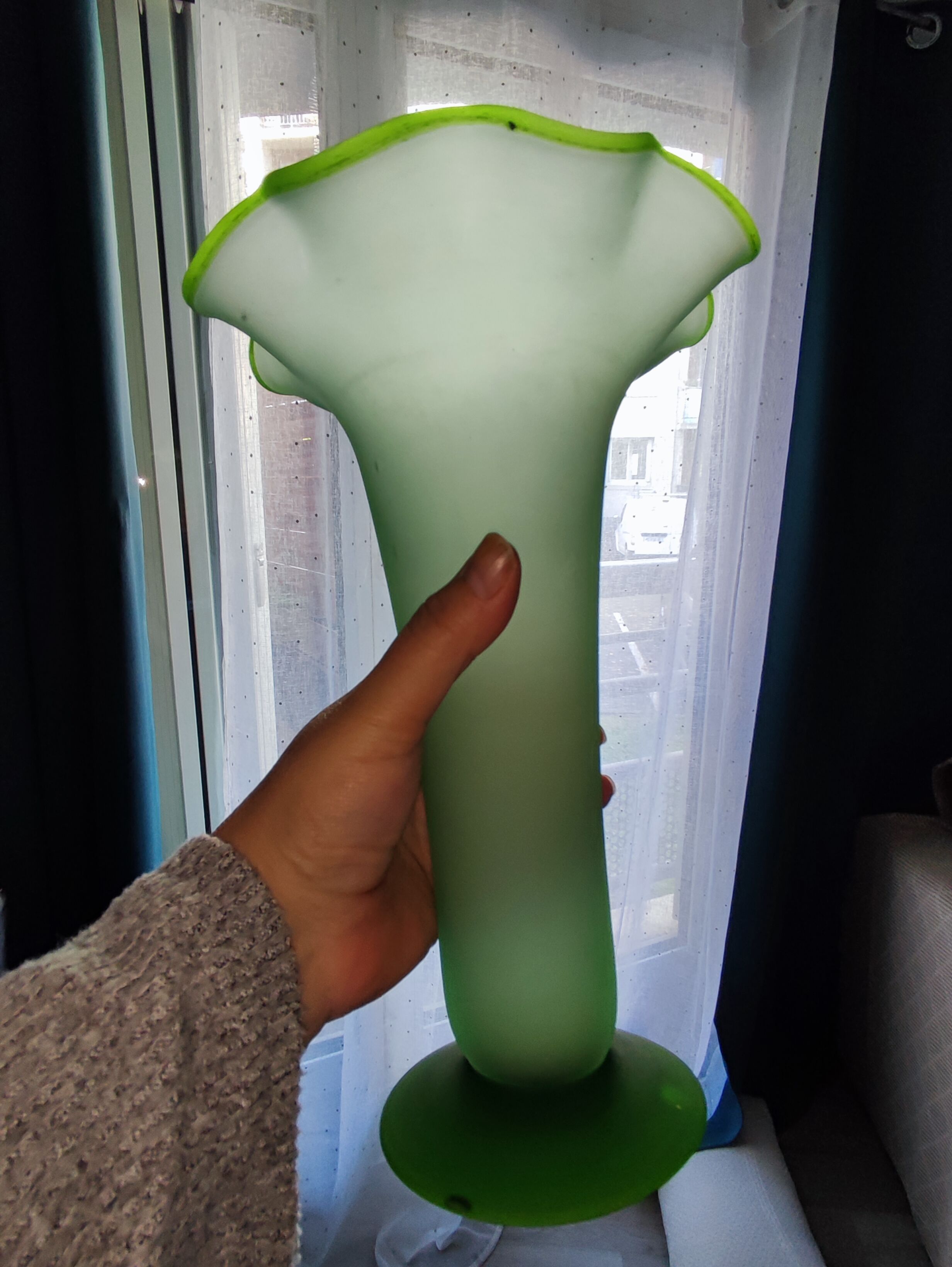 Vintage corolla vase