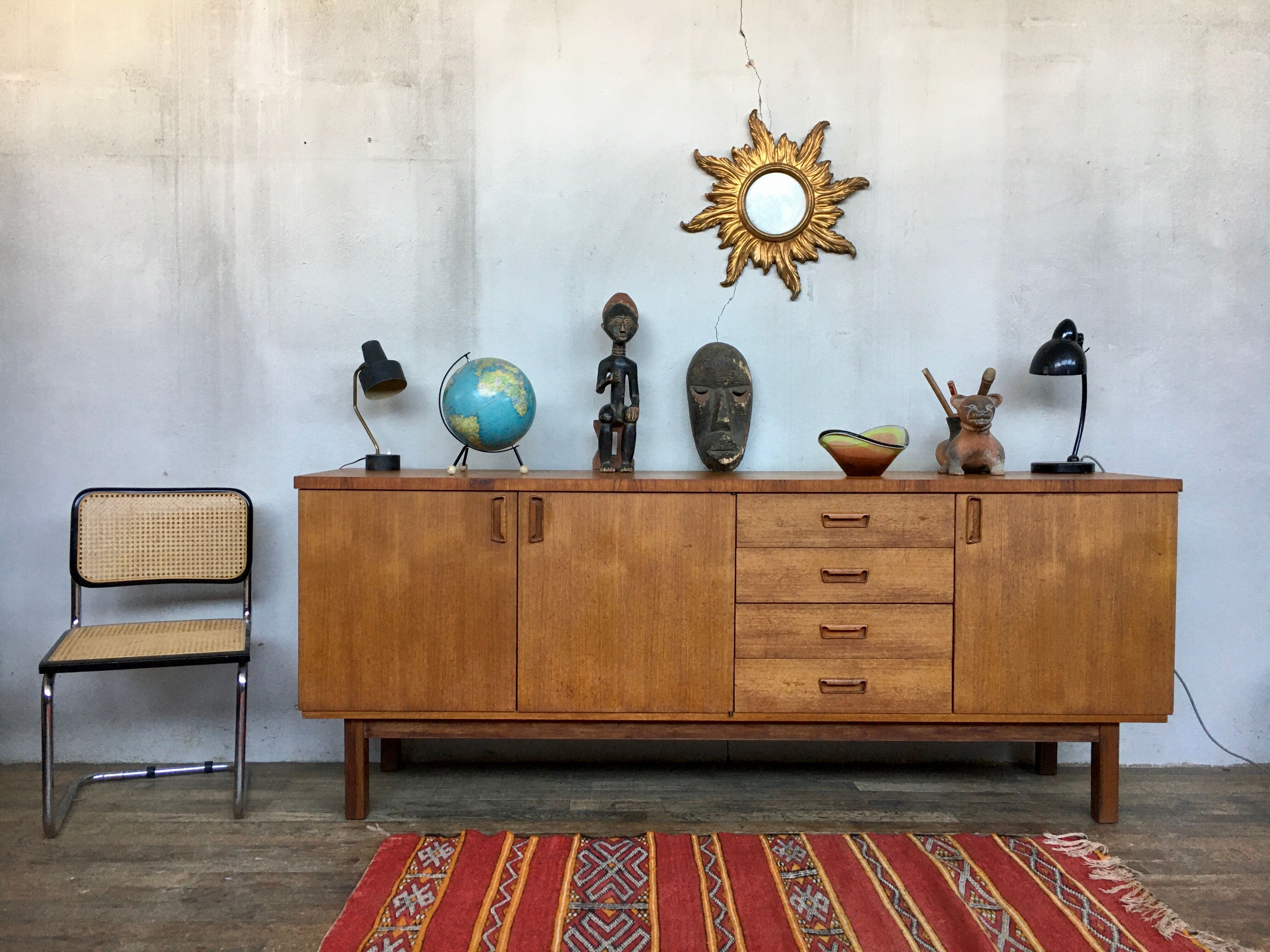 Enfilade vintage - pieds fuseaux - teck - 50/60 - scandinave