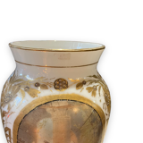 Vase in painted and gilded opaline animated scene