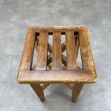 Tabouret reconstruction années 50 à lattes de bois
