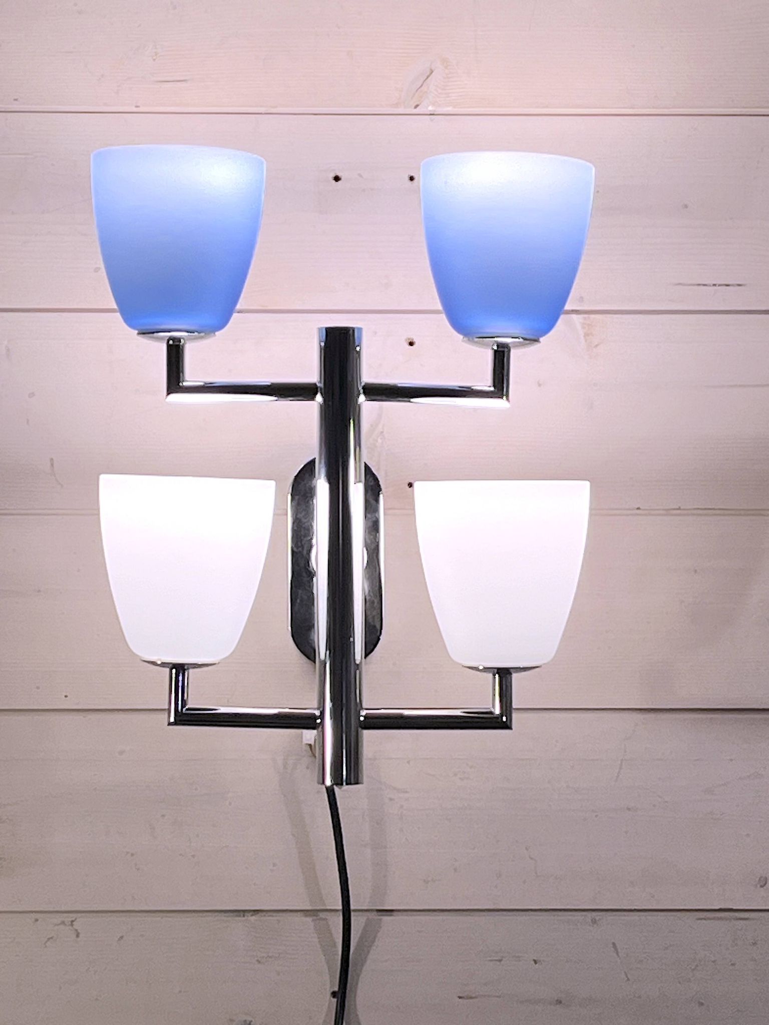 Fontana Arte, a 4-Light Wall Lamp, Murano Glass, Italy