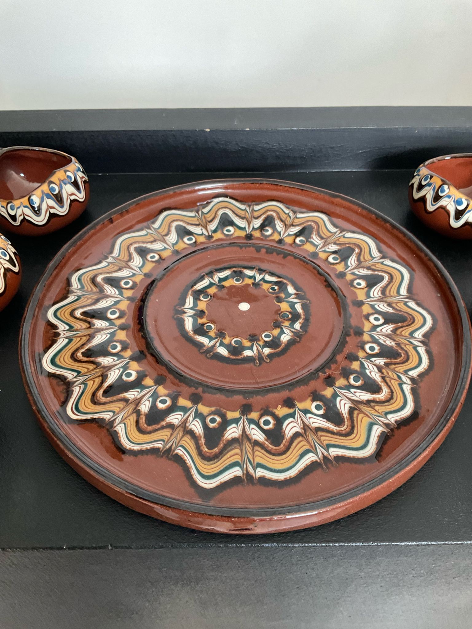 Service à liqueur vintage en terre cuite émaillée