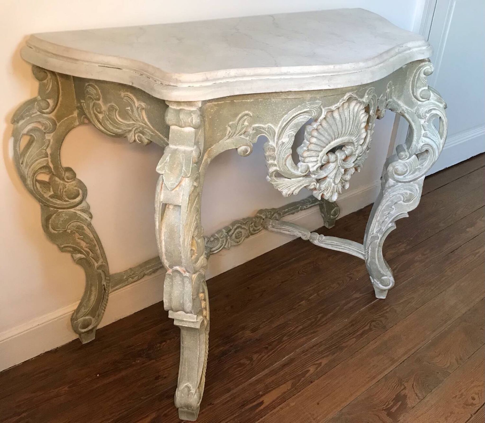 Baroque console