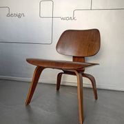 LCW LOUNGE CHAIR WOOD WALNUT BY CHARLES & RAY EAMES EVANS / HERMAN MILLER 1948-49