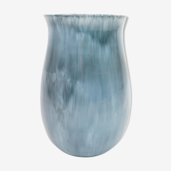 Vase en céramique avec nuances bleues par Hegnetslund Ceramics