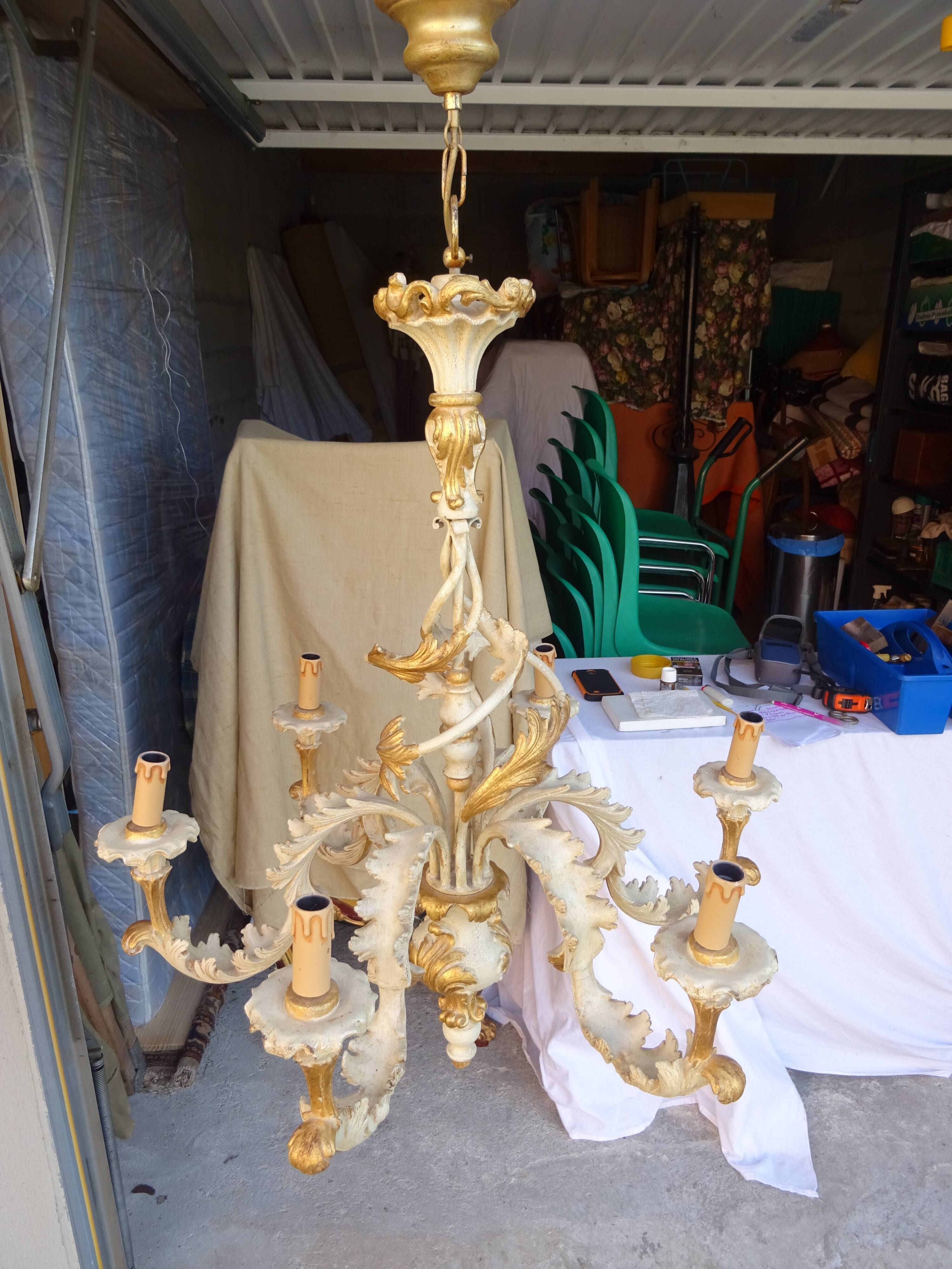 Lustre baroque Italien en bois et stuc doré 109 cm
