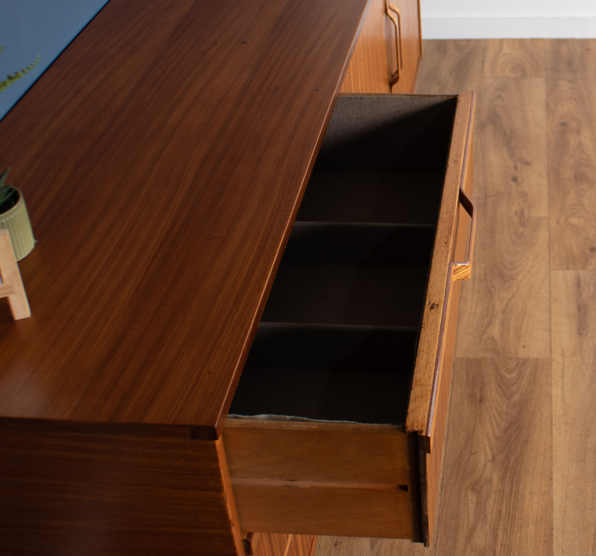 Retro teak zebrano 1960s long elliots of newbury eon mid century sideboard
