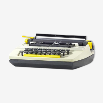 Vintage children's typewriter "Small 500"