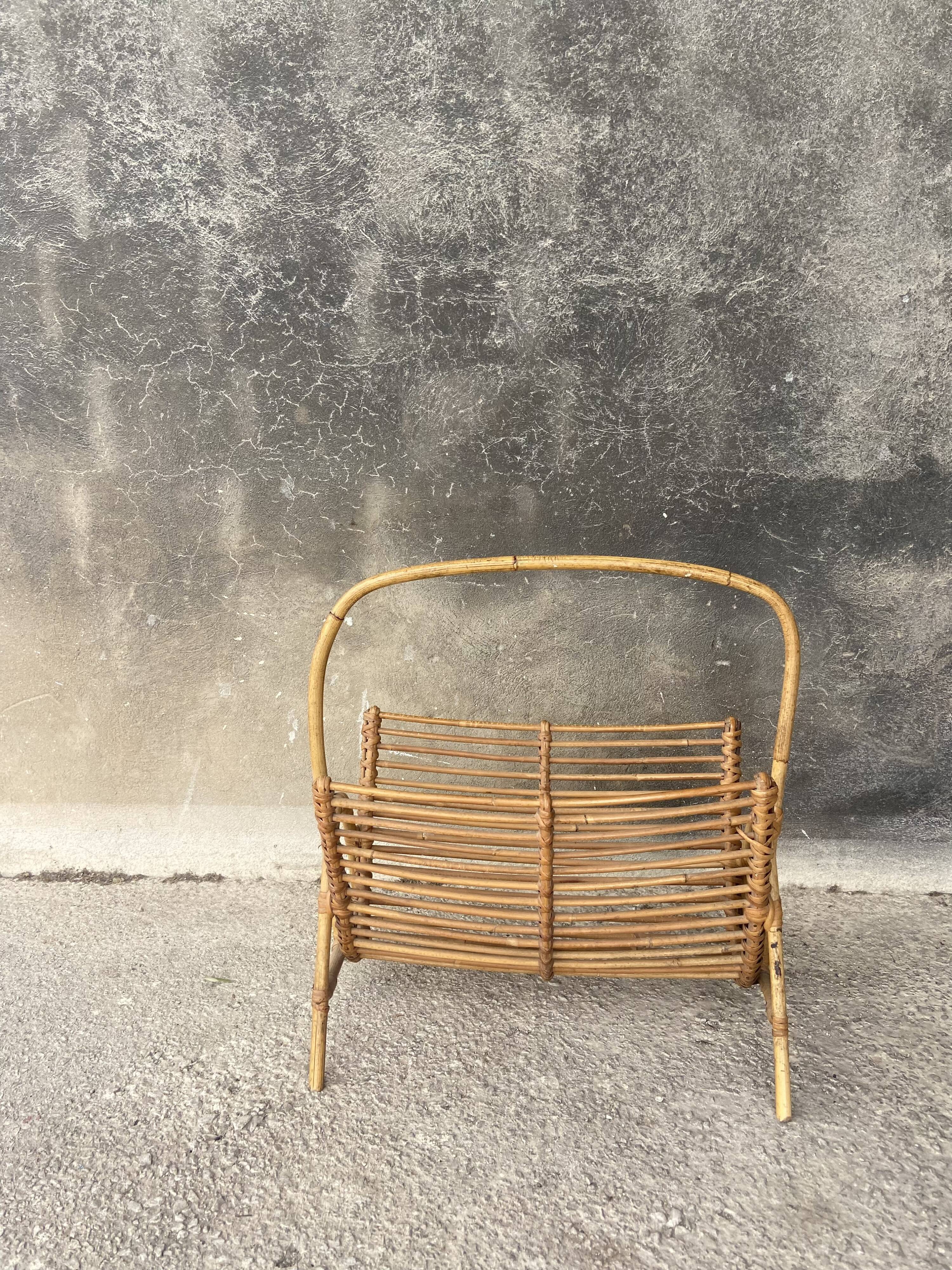 Rattan magazine holder