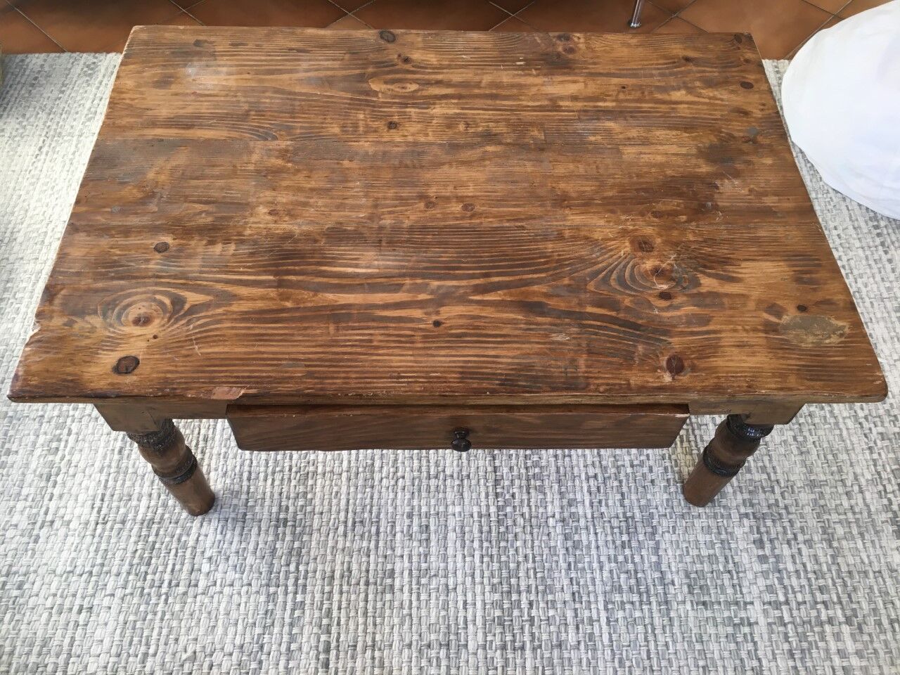 Wooden and turned feet coffee table