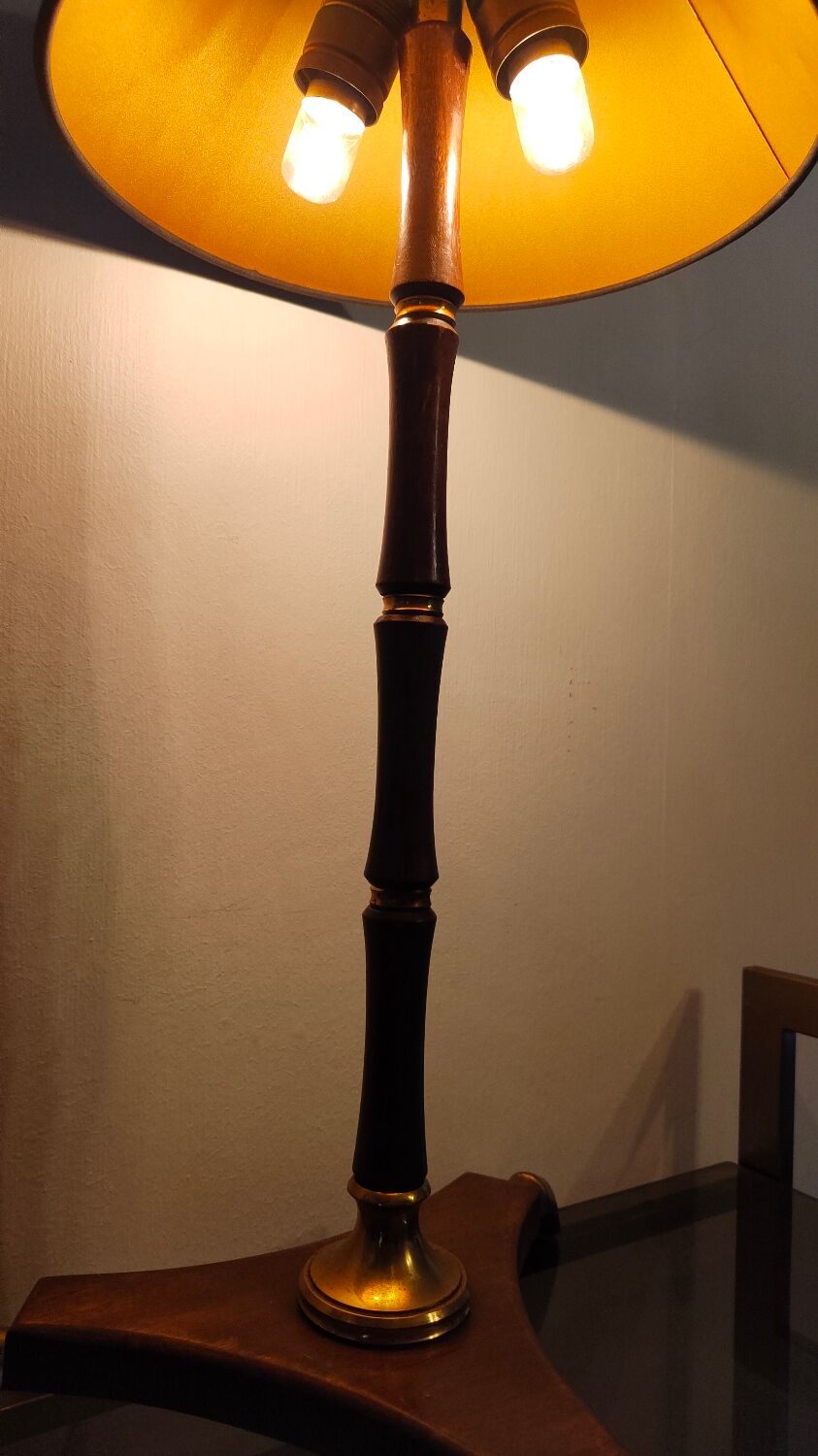 Art Deco tripod lamp in wood and brass signed France Paris