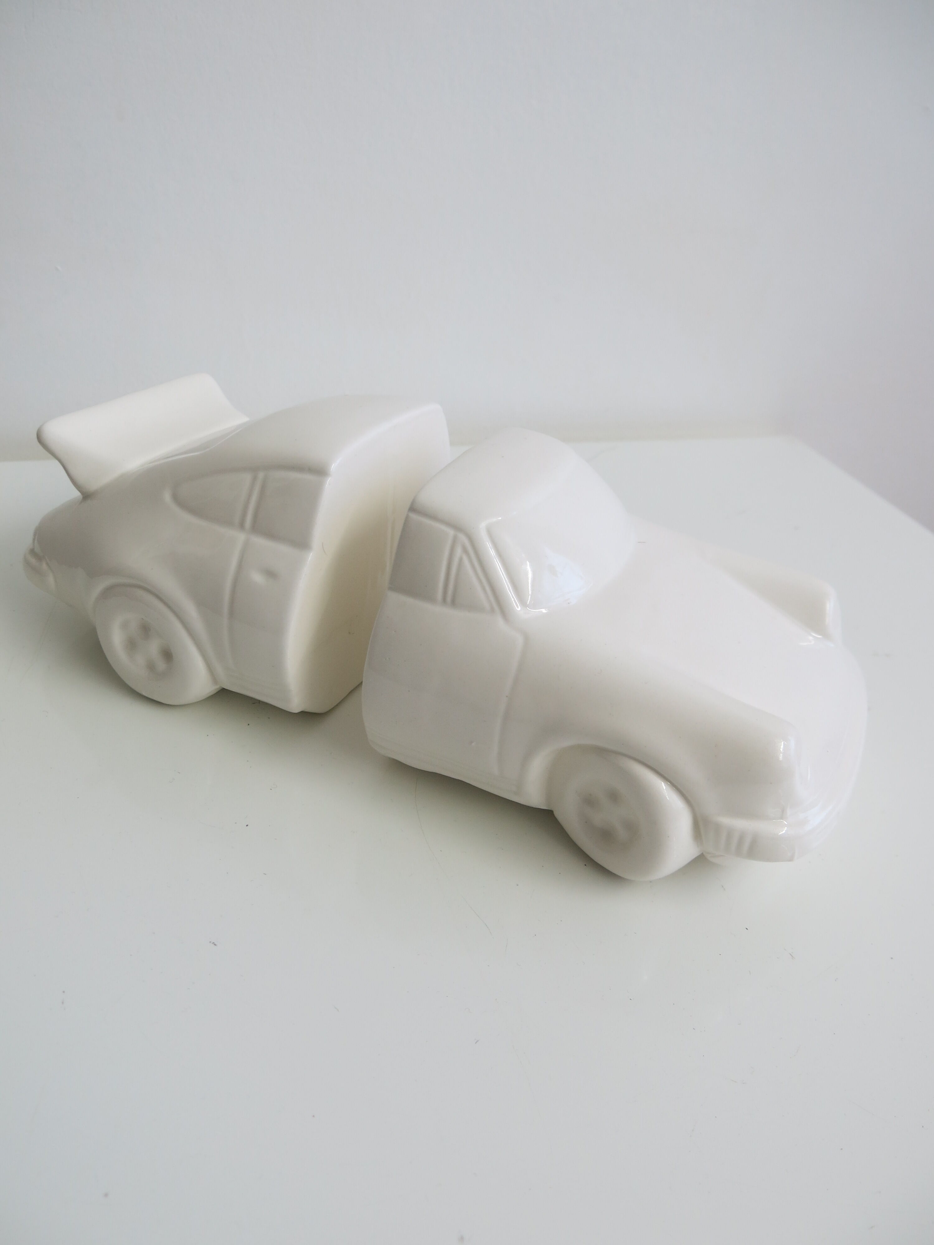 Pair of vintage Porsche 911 bookends