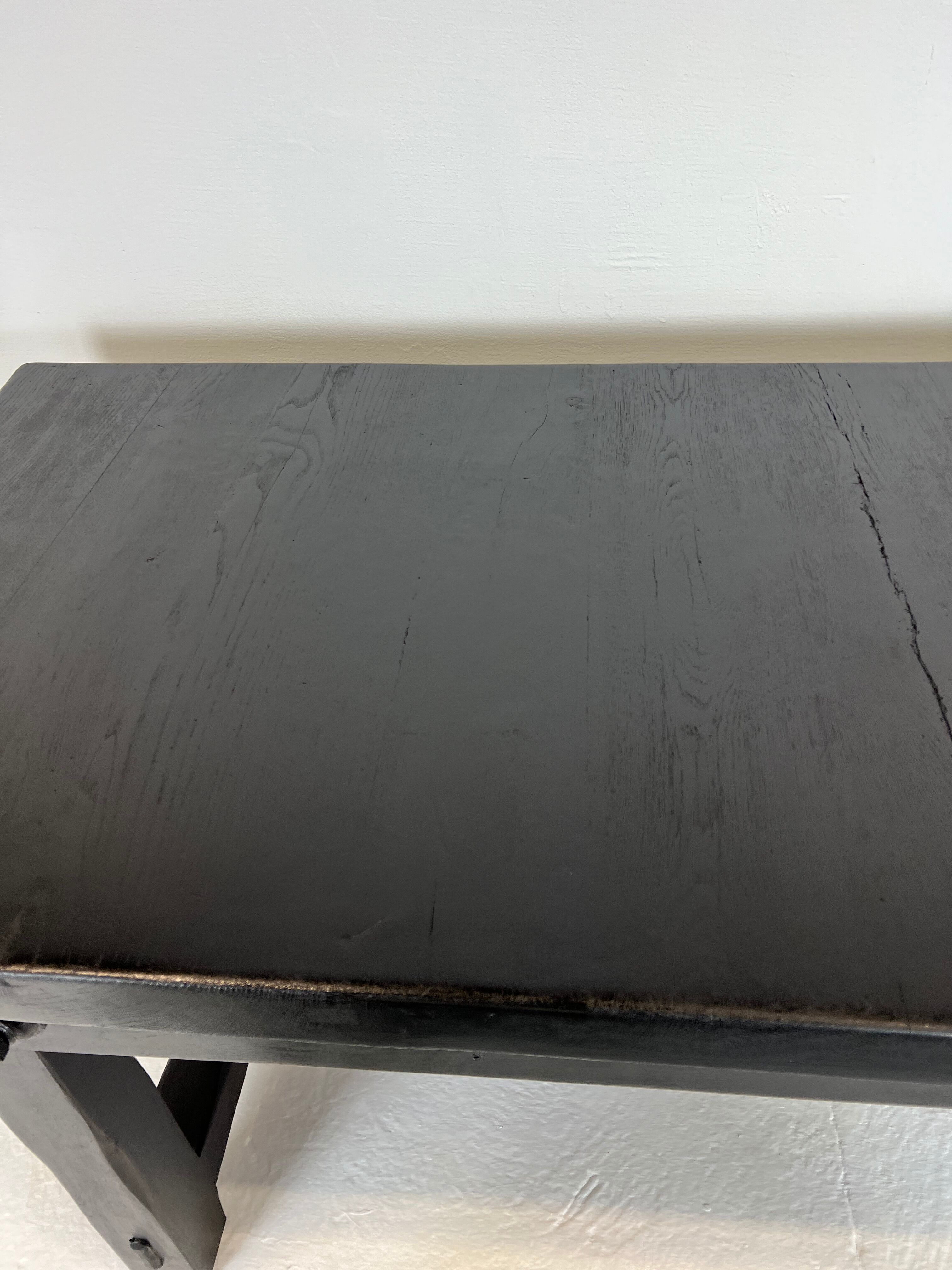 Brutalist elm table Wabi-sabi spirit and its 2 benches