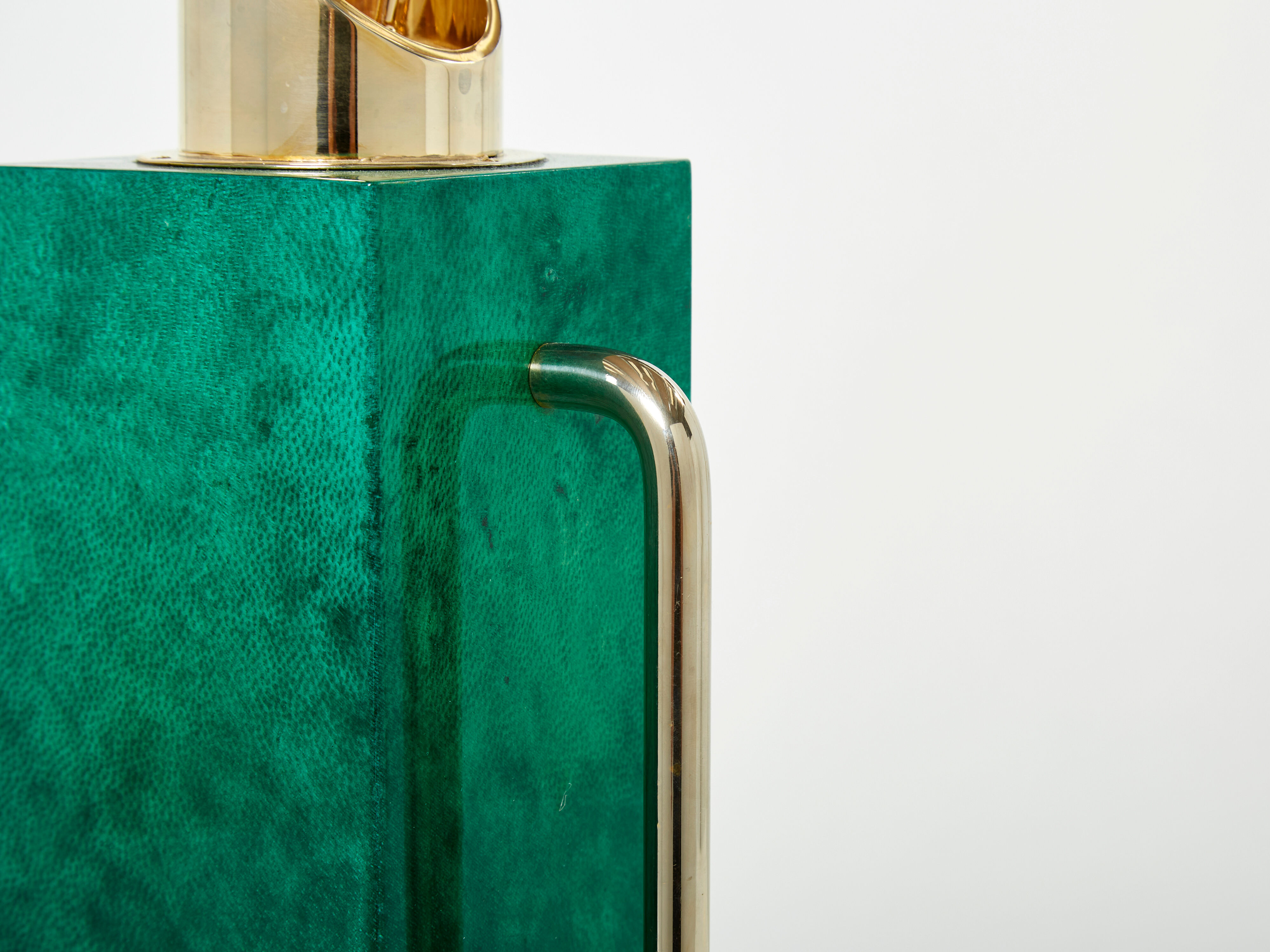 Thermos pitcher in green parchment and brass by Aldo Tura 1960