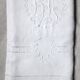 Drap ancien brodé en coton/lin monogrammé BL