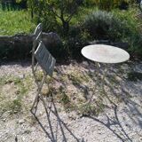 Bistro chair and table