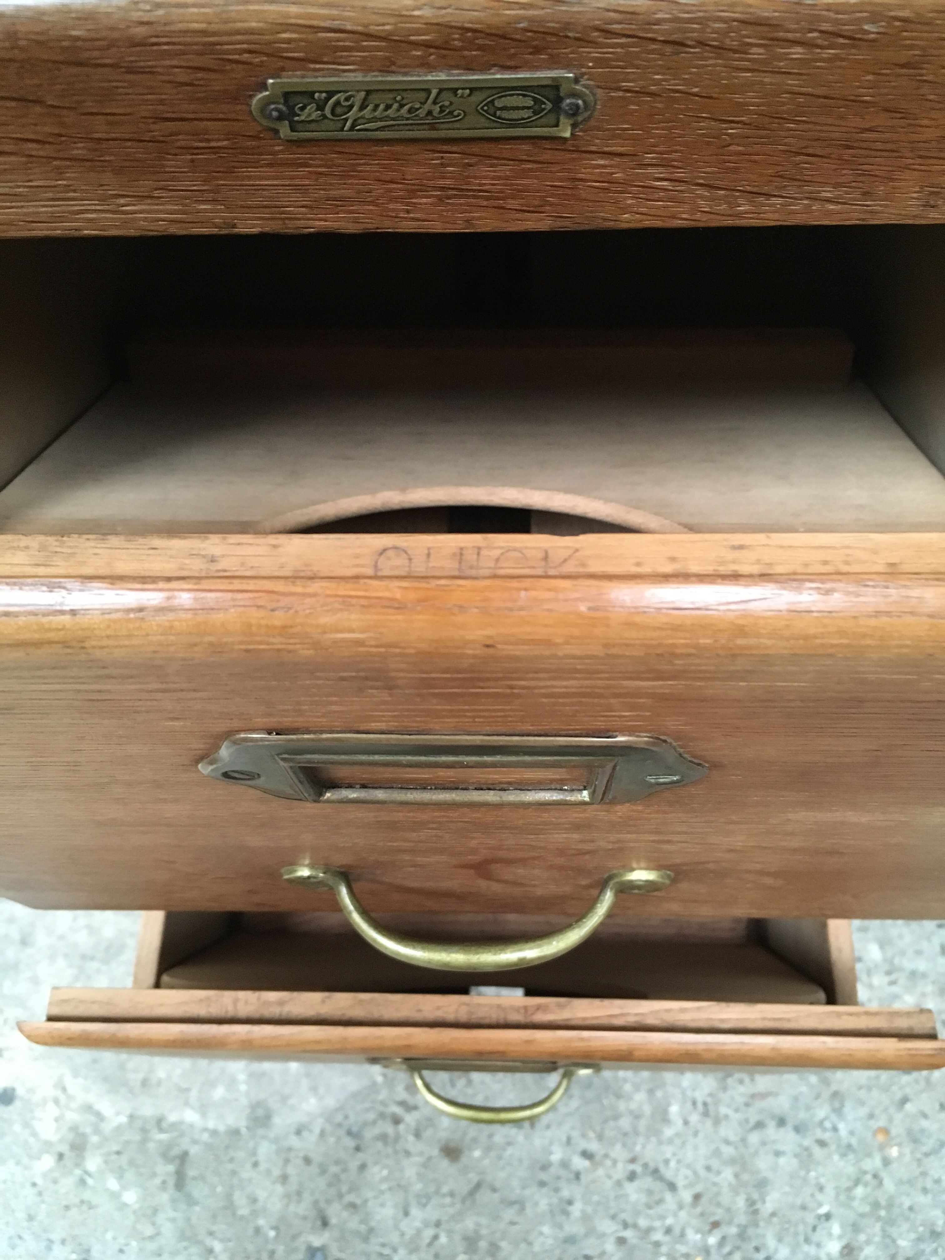 Cabinet with drawers