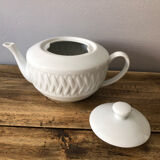 Porcelain tea maker