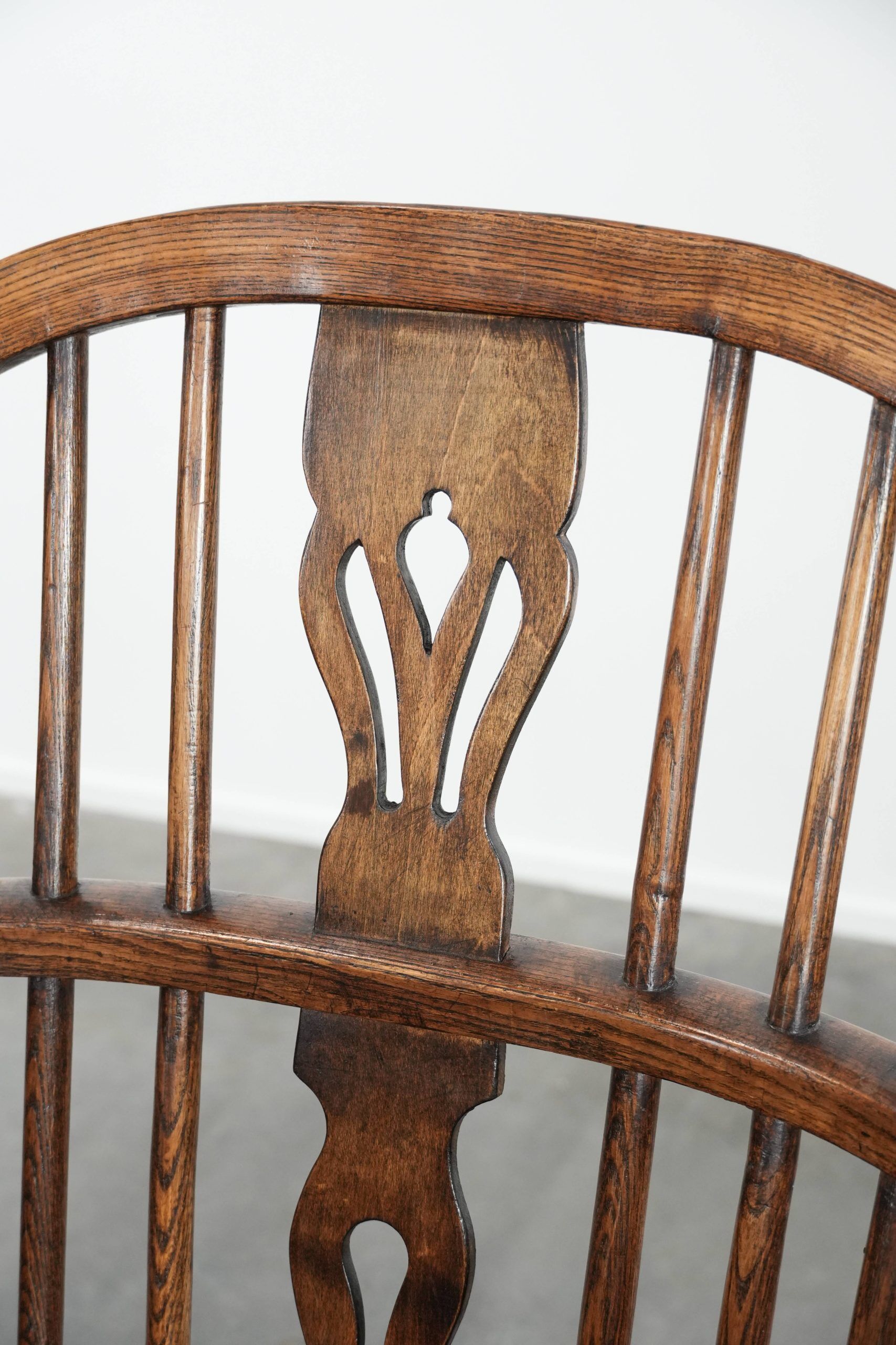 English antique set of 2 Windsor chairs with character, beautiful colouring