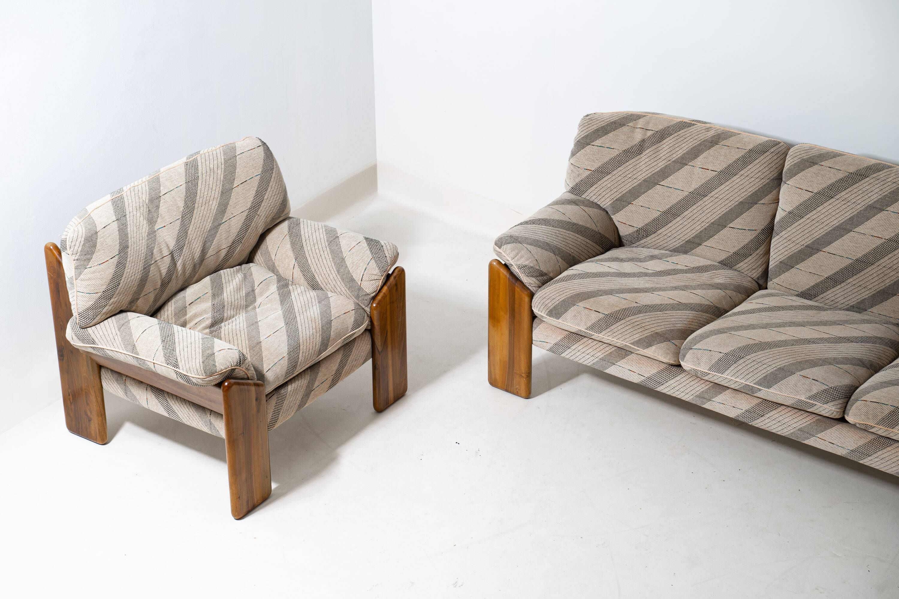 Sapporo lounge chairs by Mario Marenco