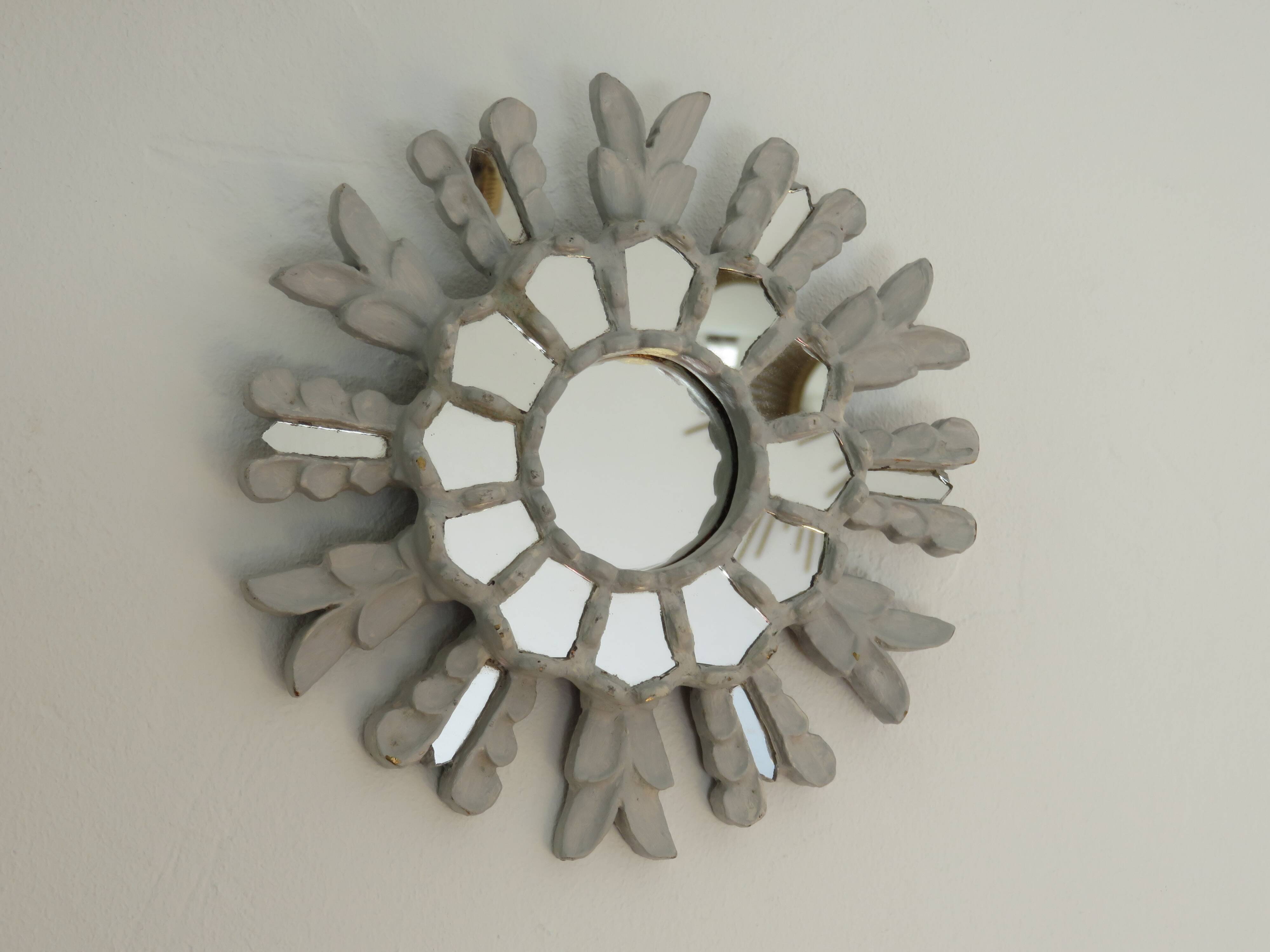 Miroir soleil en bois avec incrustations années 40 50