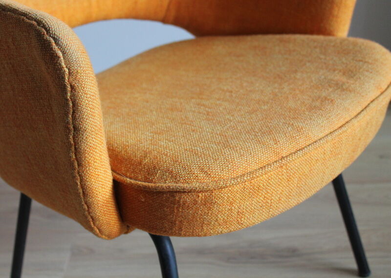 Chair Conference Eero Saarinen