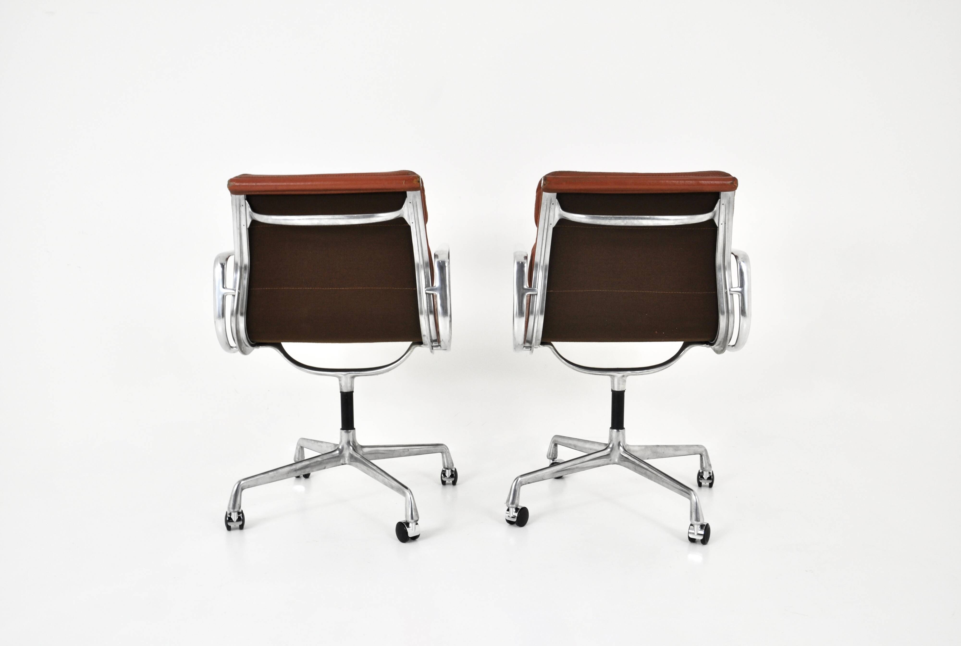Paire de Fauteuils De Bureau De Charles & Ray Eames Pour Herman Miller, 1970s