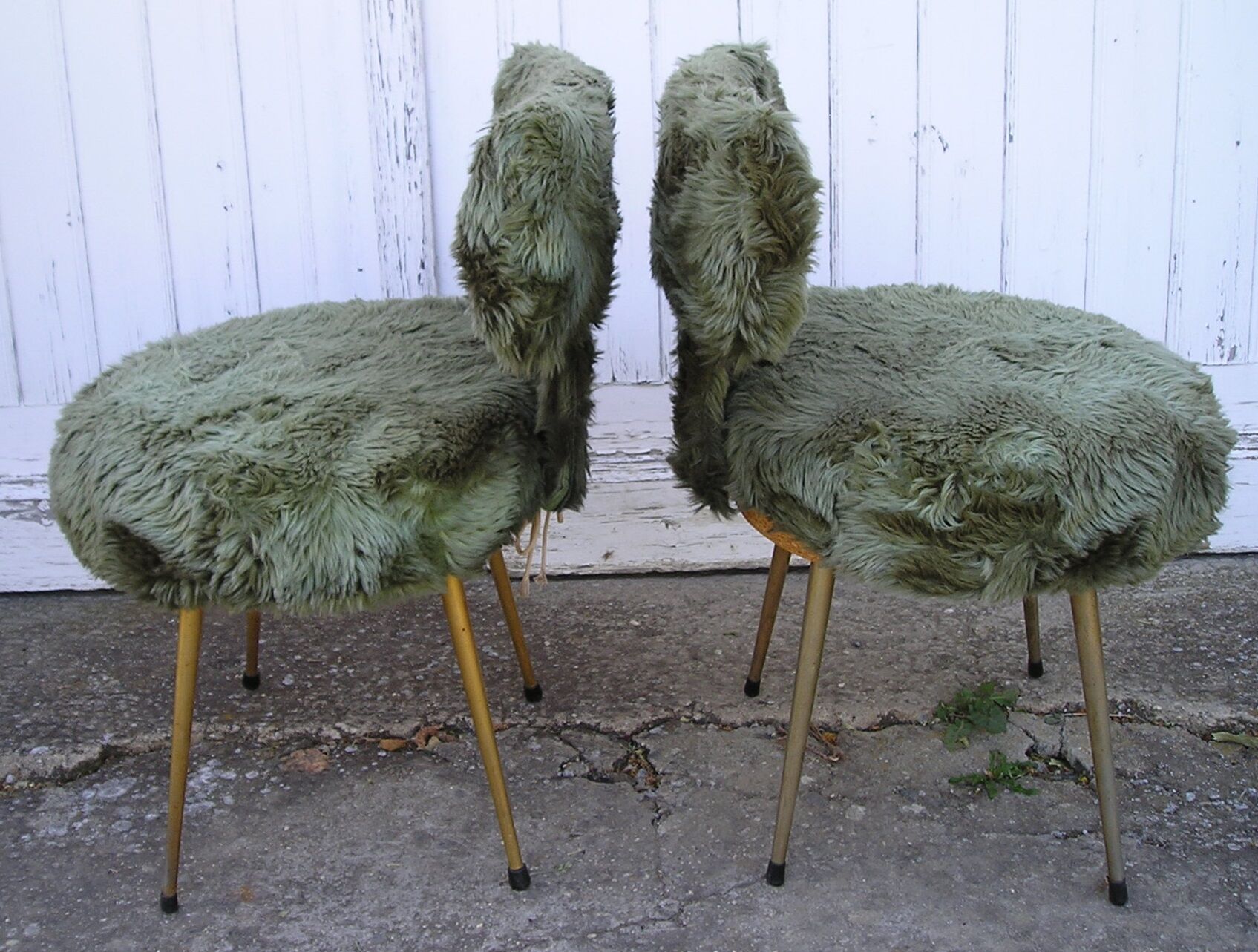 1970 green moumoute pelfran chair duo