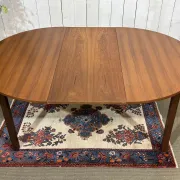 1970s teak table with 1 extension