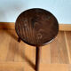 Tabouret tripode wabi sabi vers 1940