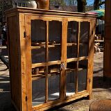 Vitrine ancienne