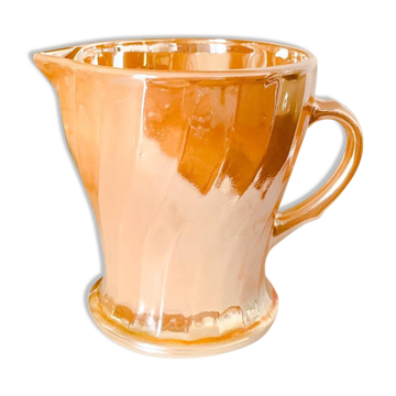 Pichet en porcelaine vintage irisée