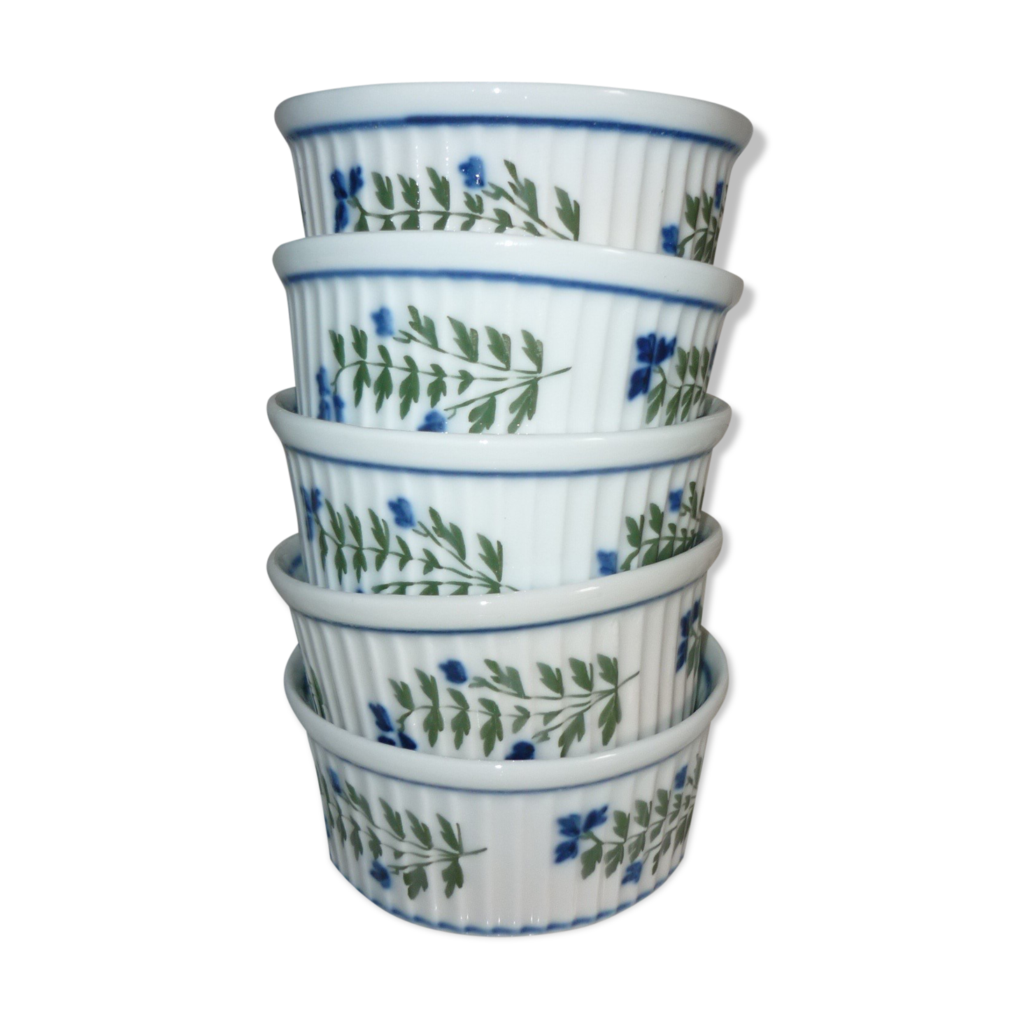5 porcelain ramekins with smoother decoration and blue flowers and foliage