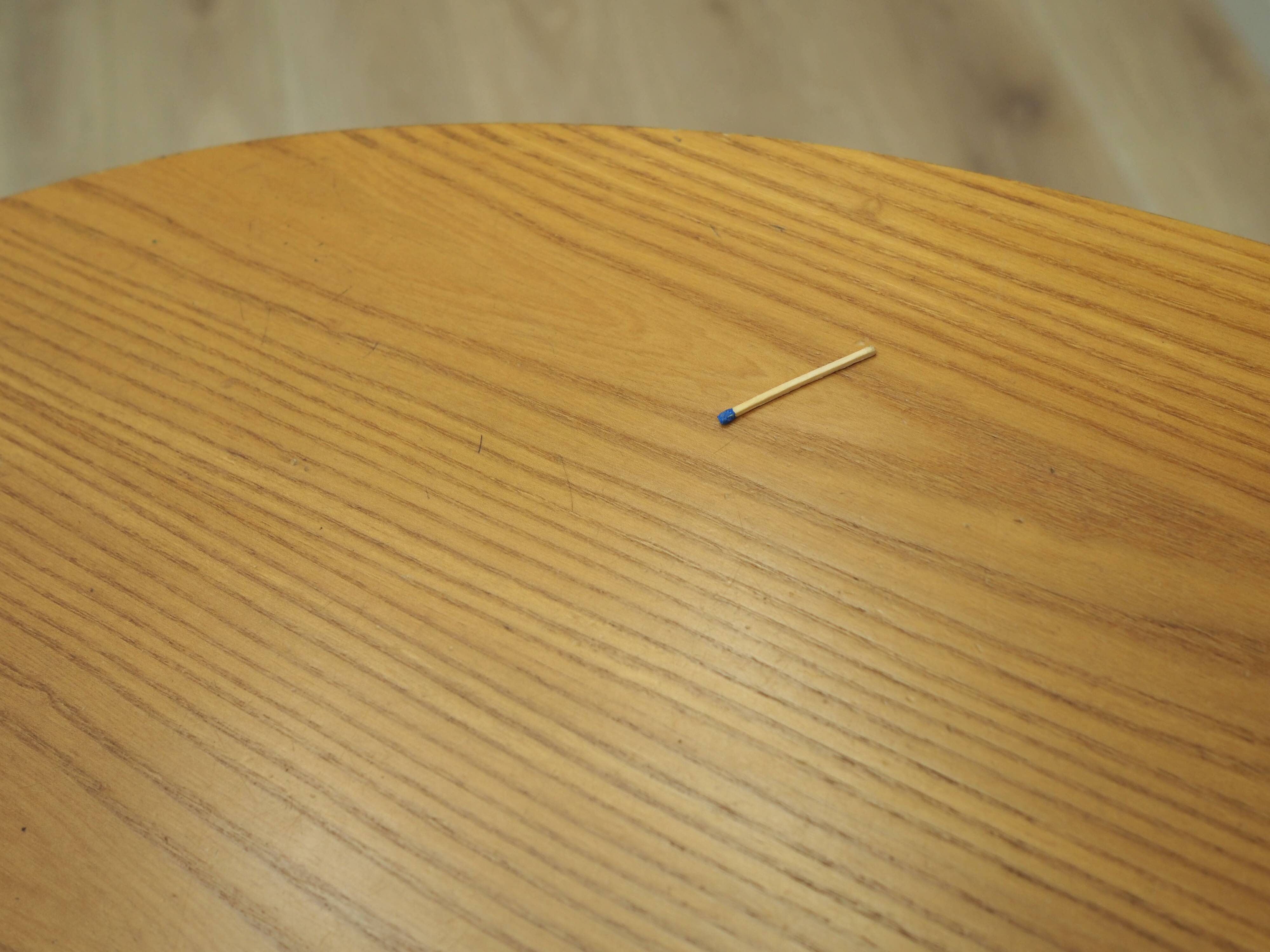 Oak desk, Italian design, 1970s, production: Italy