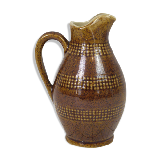 Small Digoin sandstone pitcher