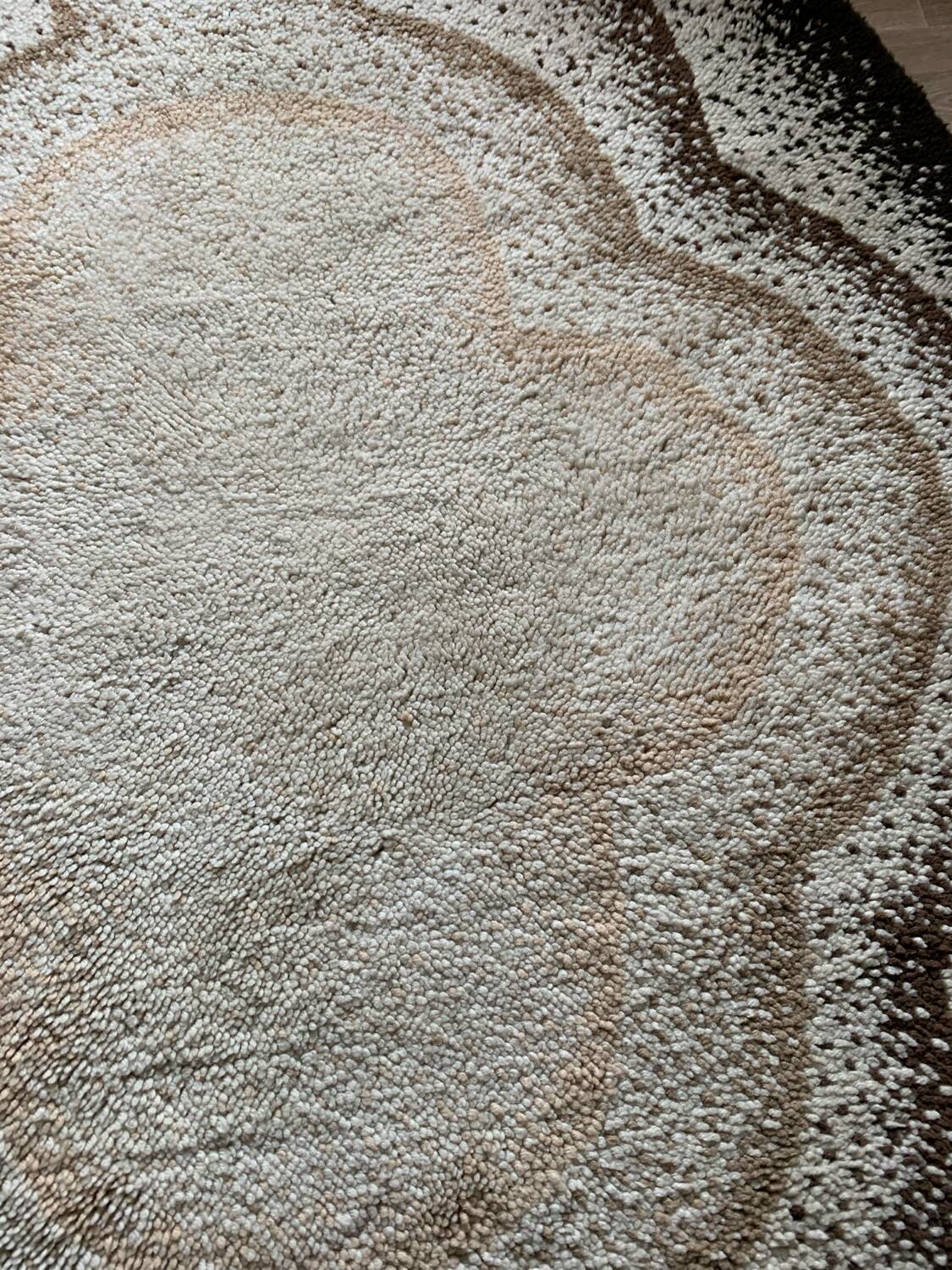 Oval rug from the 70s