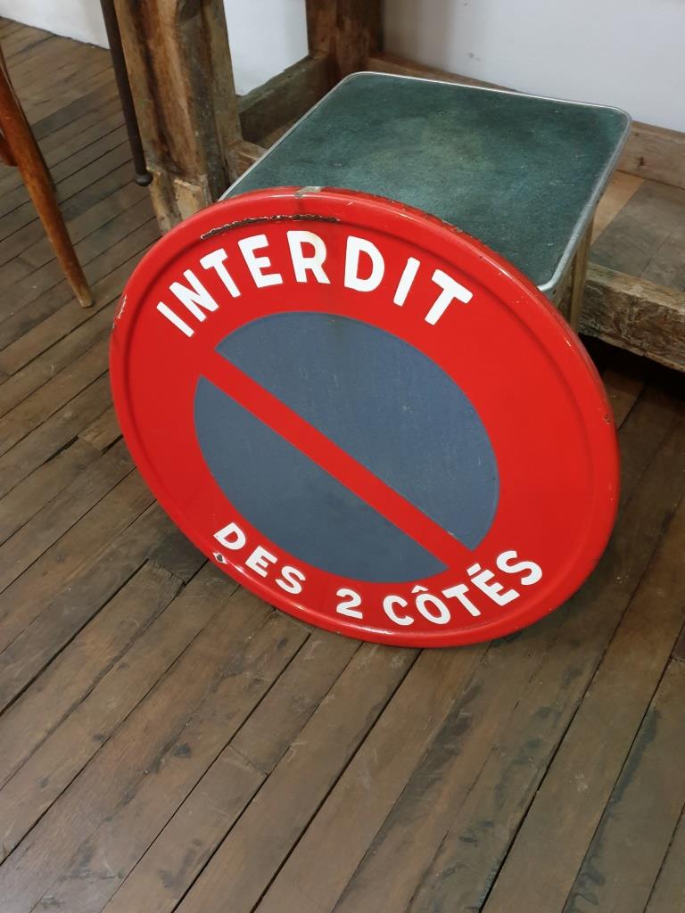 Panel Prohibition to park