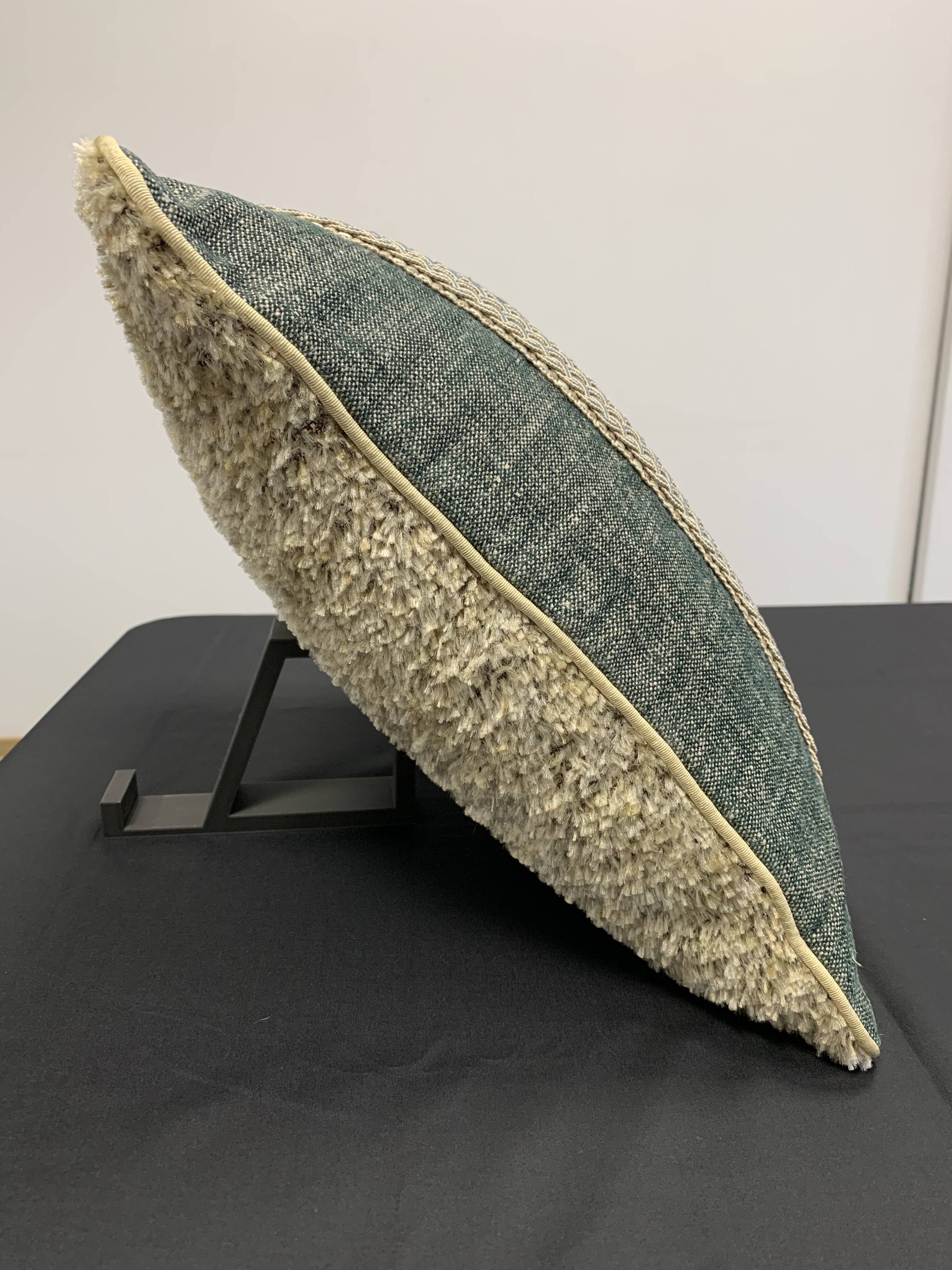 GP& Baker cushion, Houlès trimmings