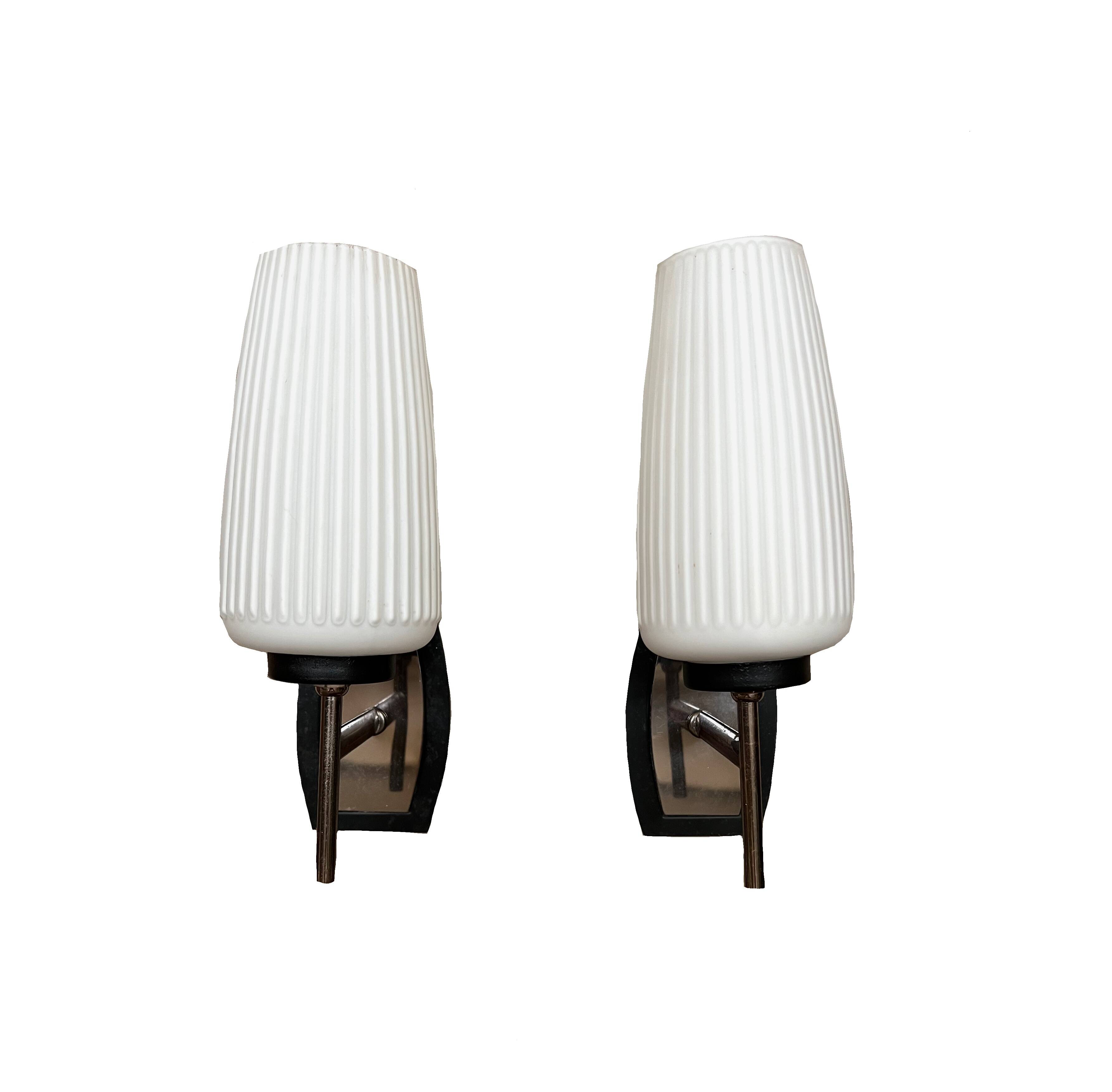 Pair of Italian mid-century wall lights, 1960-70s