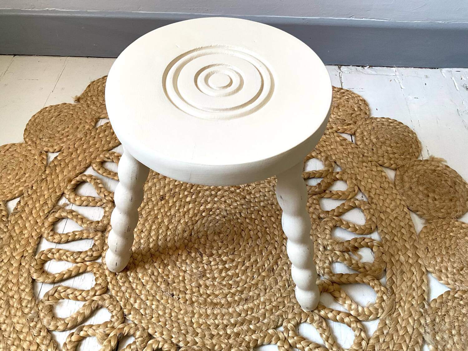 Tabouret tripode vintage