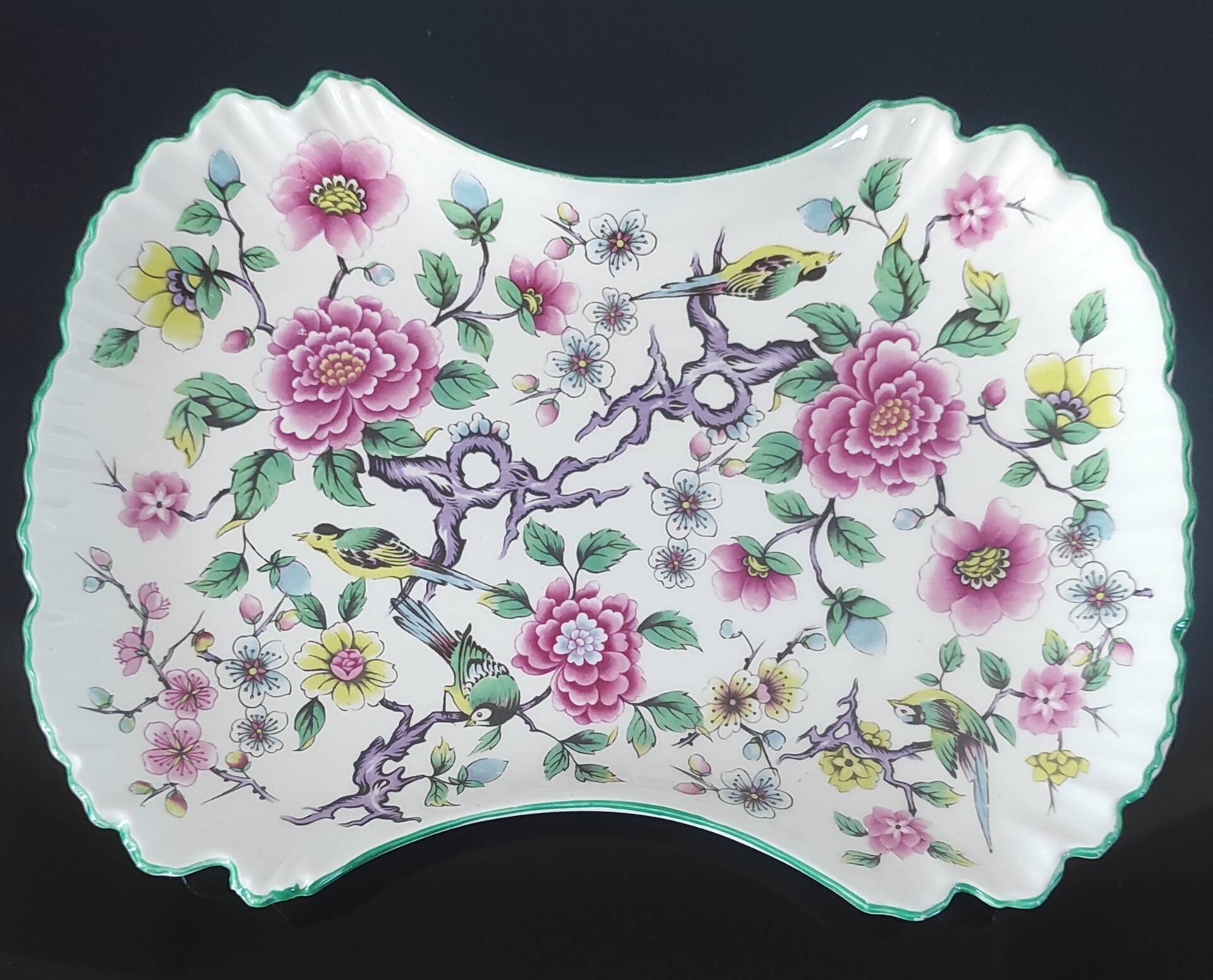 Vintage cut-out plate in earthenware